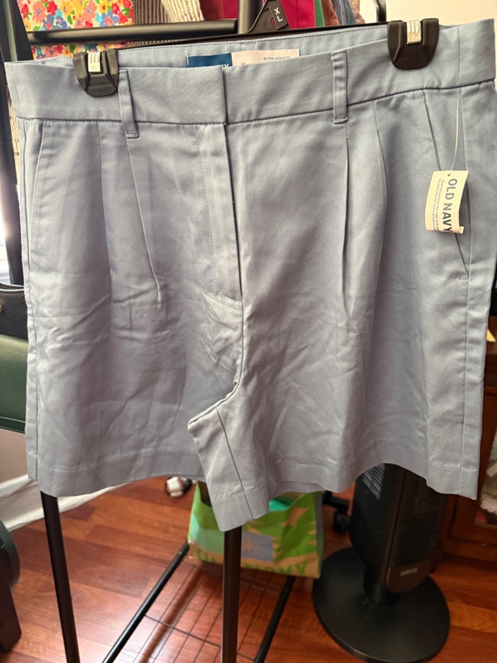 Old Navy Light Blue Women's Pleated Dress Bermuda Shorts